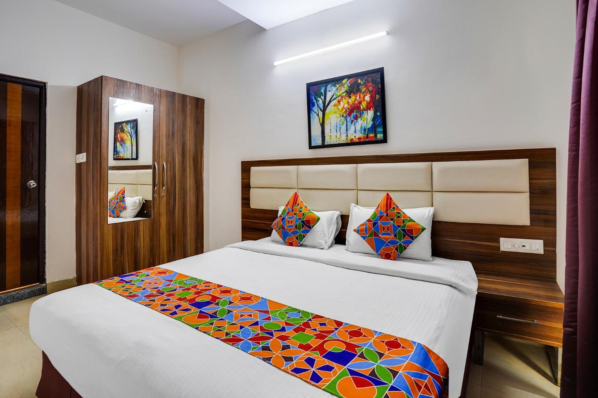 Fabhotel Astra - Electronic City Kammasandra Kültér fotó
