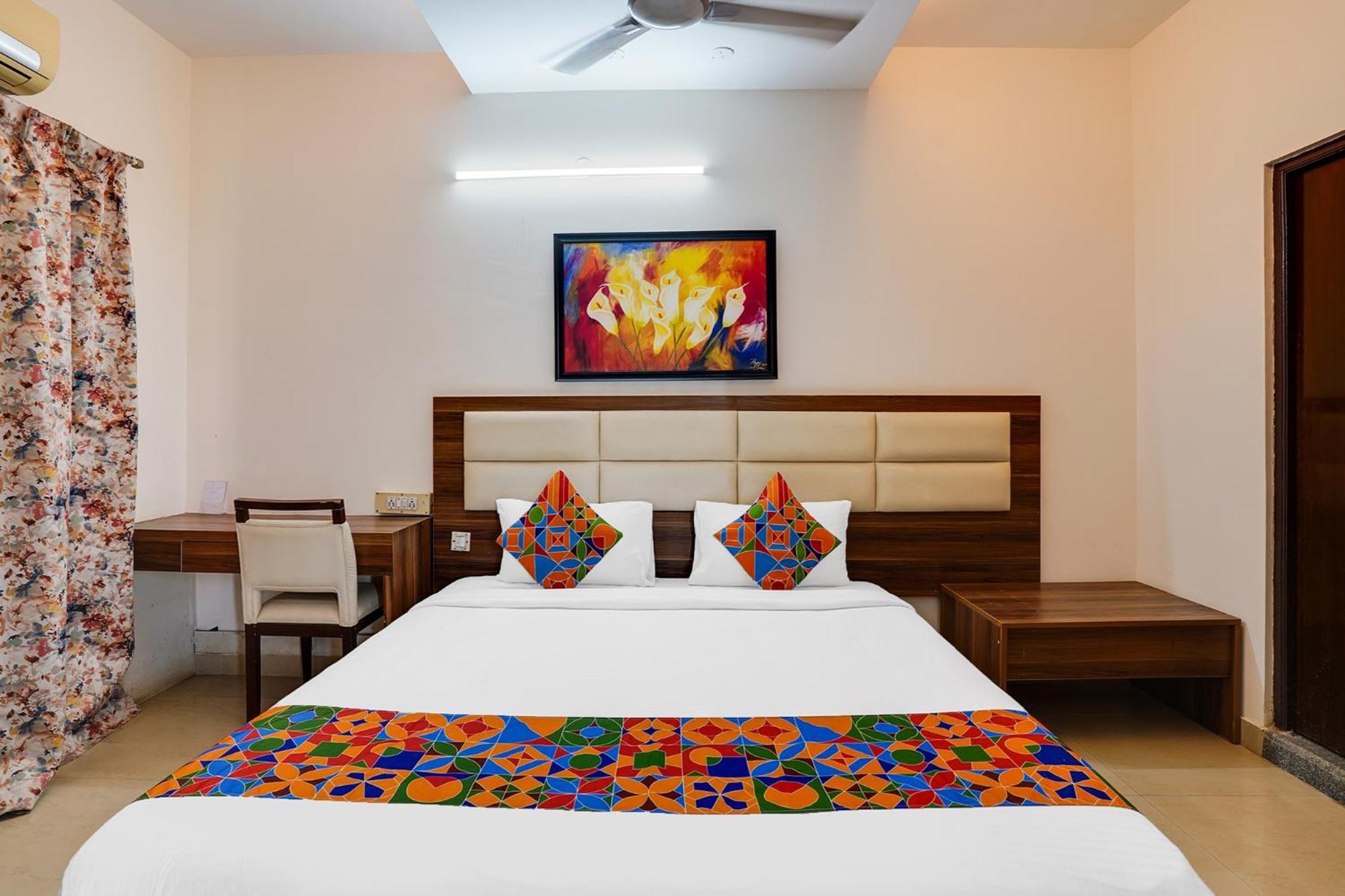 Fabhotel Astra - Electronic City Kammasandra Kültér fotó