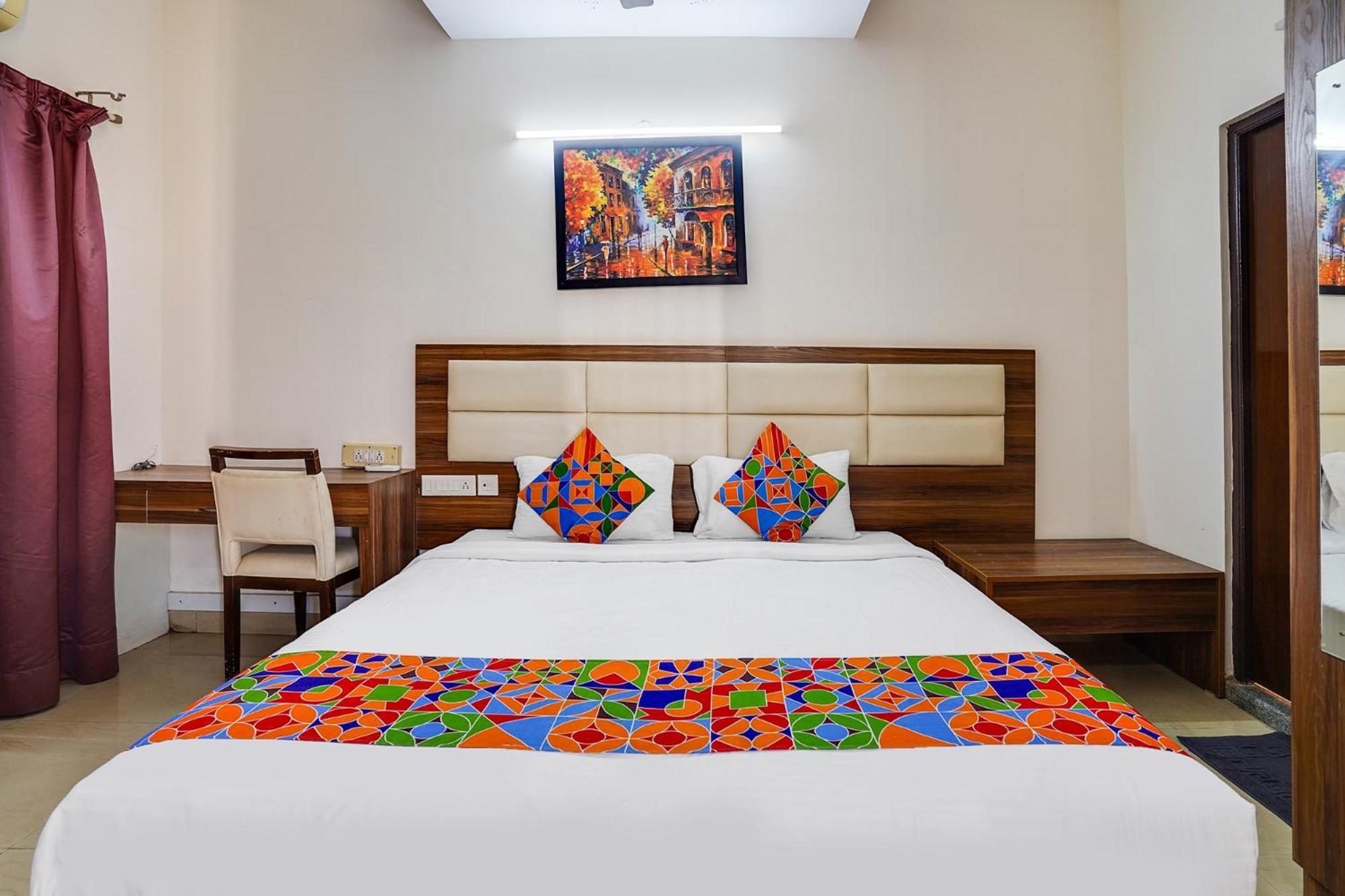 Fabhotel Astra - Electronic City Kammasandra Kültér fotó